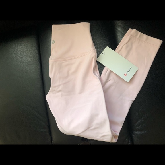 Lululemon Strawberry Milkshake Align Pant 25” (no pockets!) Size 6 NWT!!! RARE! - Picture 13 of 14